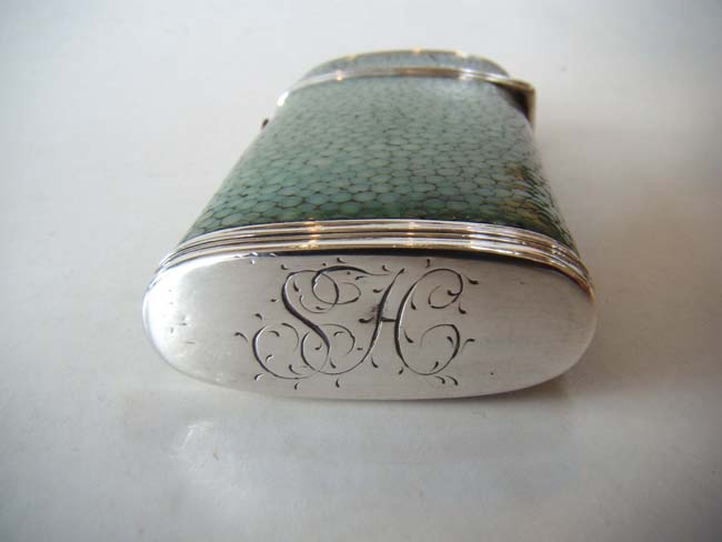 A fine small 18th century silver mounted green shagreen cased Navigational or Drawing set circa 1770 — image 4